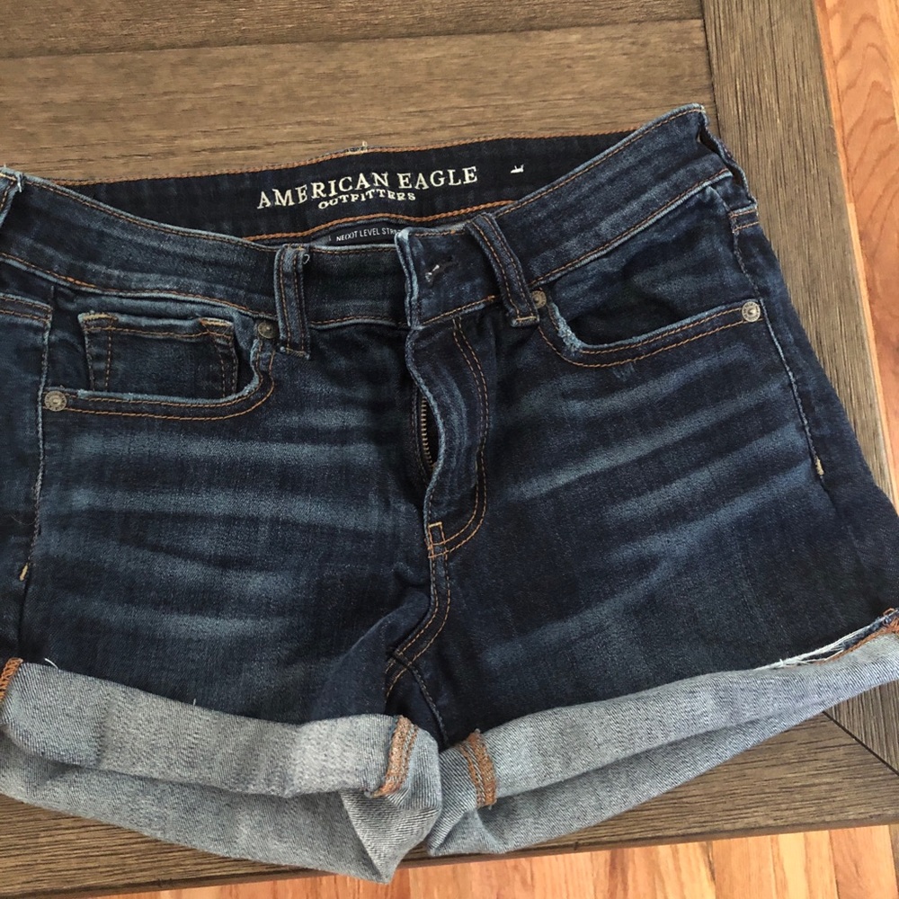American eagle jean shorts size 8 (fit like a 6)